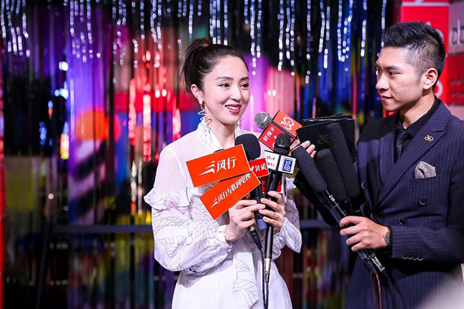 董璇接受采访.jpg
