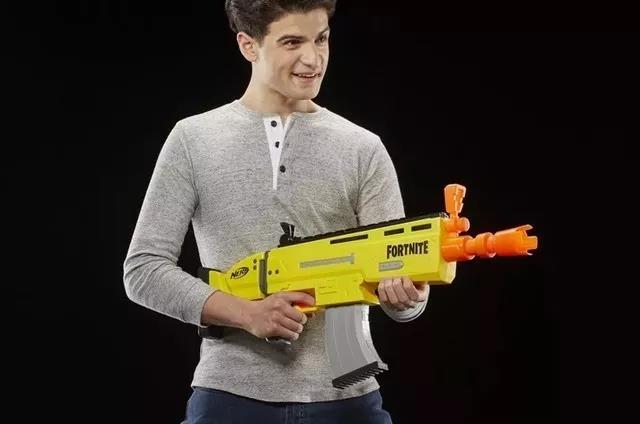 Fortnite AR-L Blaster NERF发射器.jpg