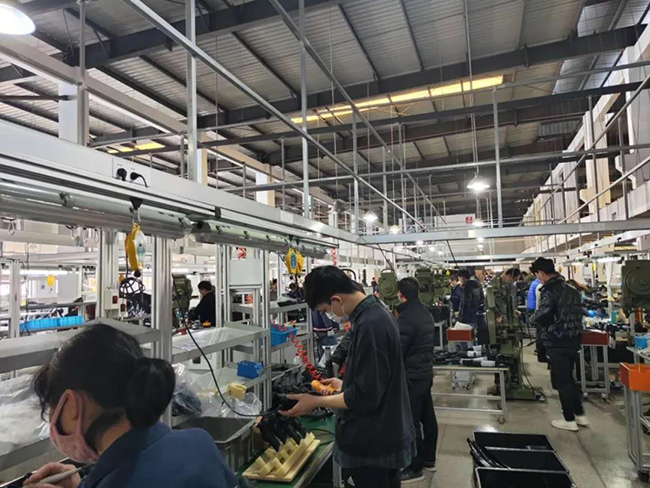 小小恐龙复工复产2.jpg 小小恐龙复工复产2.jpg