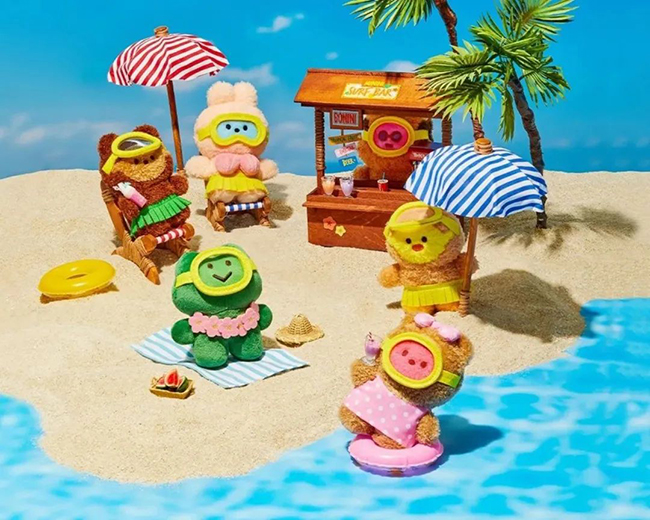 “海滩派对”“野餐系列”等多样化主题毛绒玩偶.jpg