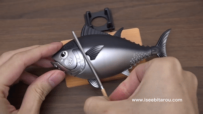 本マグロ解体パズル.gif