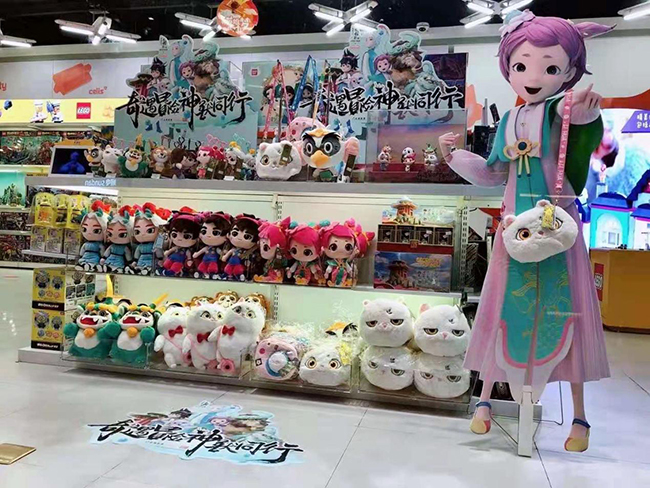 kidsland线下门店上架玩具.jpg
